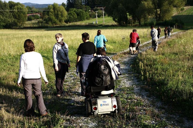 Dobrovolníci v Jedli